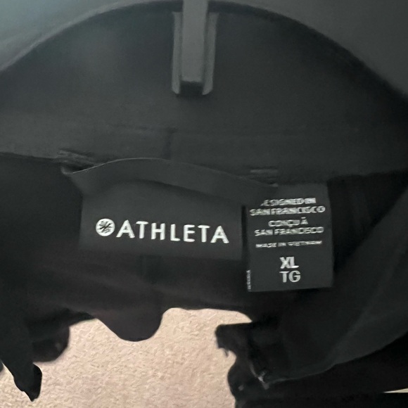 NWOT Athleta Salutation jacket XL Black - Picture 3 of 10